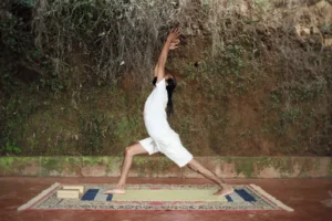 Virabhadrasana yoga pose | Shree Hari Yoga