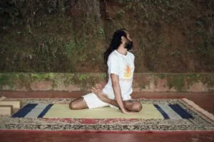 yoga for bloating relief | Shree Hari Yoga