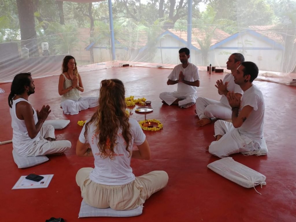 200 hour yoga teacher training India