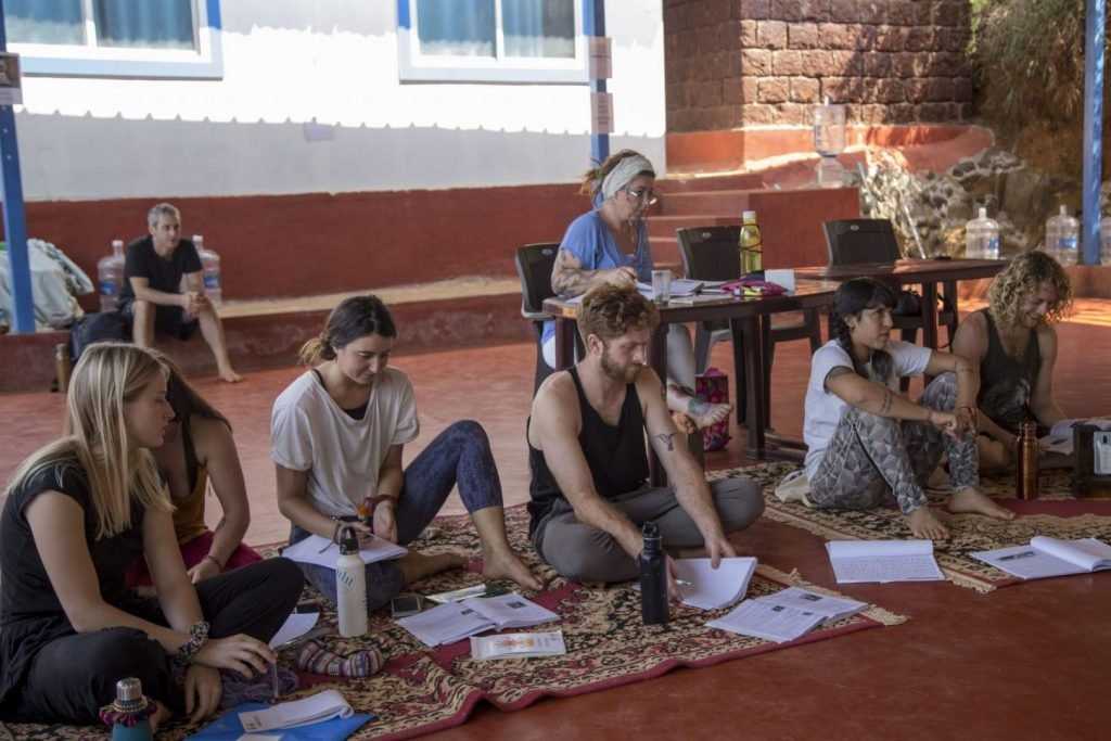 yoga theory class in gokarna