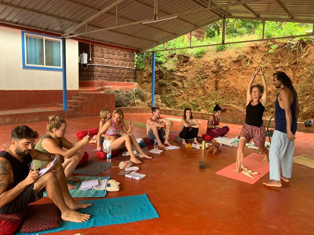 iyengar yoga at shree hari yoga school