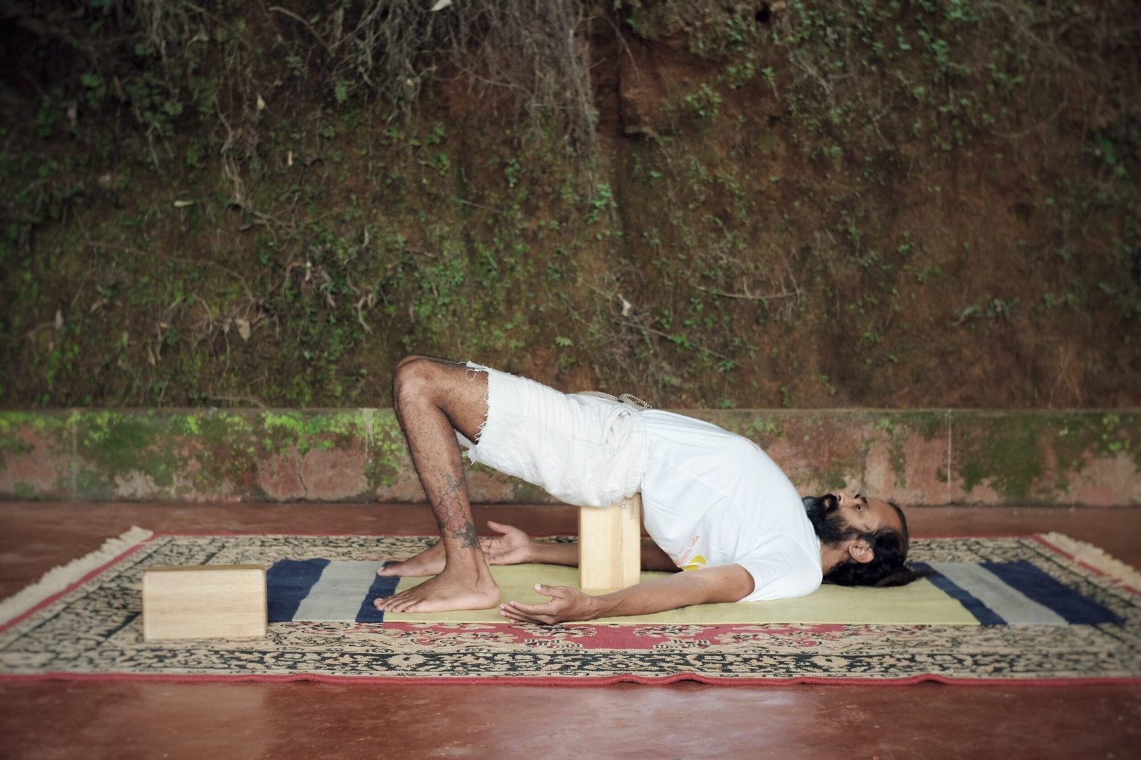 7 Steps to Master Wheel Pose (Urdhva Dhanurasana) | YouAligned