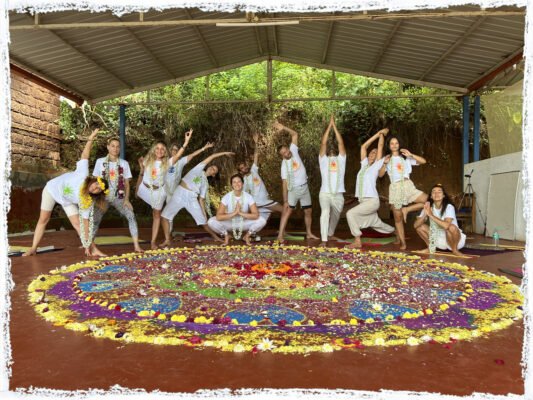 Yoga reteat in India, Top Reasons to Choose a Yoga Retreat in India