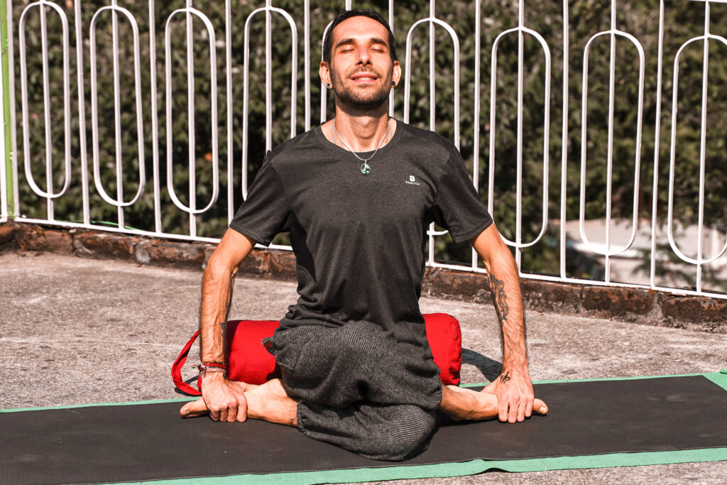 100H YIN YTTC DHARAMSHALA MAY 2026